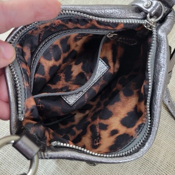 B. Makowsky Metallic Crossbody Bag - Picture 2 of 10